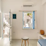 Kentra House - Parikia Center بيت للعطل