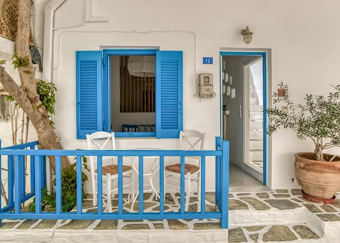 Semesterbostad Kentra House - Parikia Center